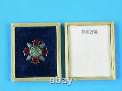 Imperial Japanese Japan WW2 Enameled Wound Badge Cross Pin Medal with Box