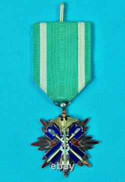 Imperial Japanese Japan WW2 Order of Golden Kite 5 Class Medal Badge Award