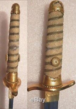 Japanese IMPERIAL HOUSEHOLD Dirk. World War II period. Extremely RARE