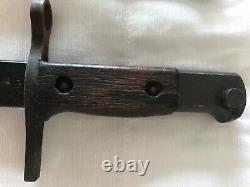WW2 Imperial Japanese Army Arisaka Type 30 Bayonet and Metal Scabbard