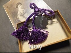 WWII Imperial Japanese Bereavement Badge & Soldier's Mother Photo