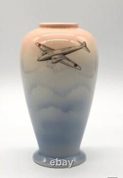 World War II Imperial Japanese Mitsubishi Aircraft Army Minister Award Vase 1942
