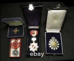 World war 2 original imperial japanese medal badge emblem 4 set antique