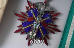 Worldwar2 imperial japanese order of the golden kite 3rd class emblem medal