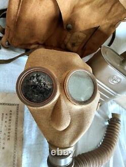 Worldwar2 original imperial japanese chemical gas mask & bag set by Showa Kako